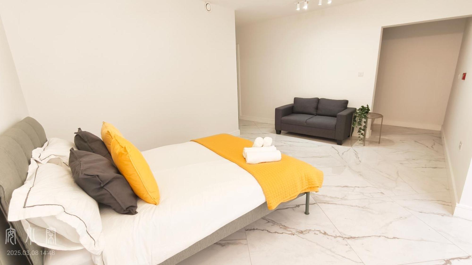 Beryl Road 1b2b In Hammersmith * Londra